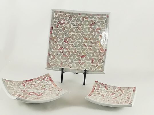VASSOI QUADRATI SET 3 PZ. CON MOSAICO ROSSO